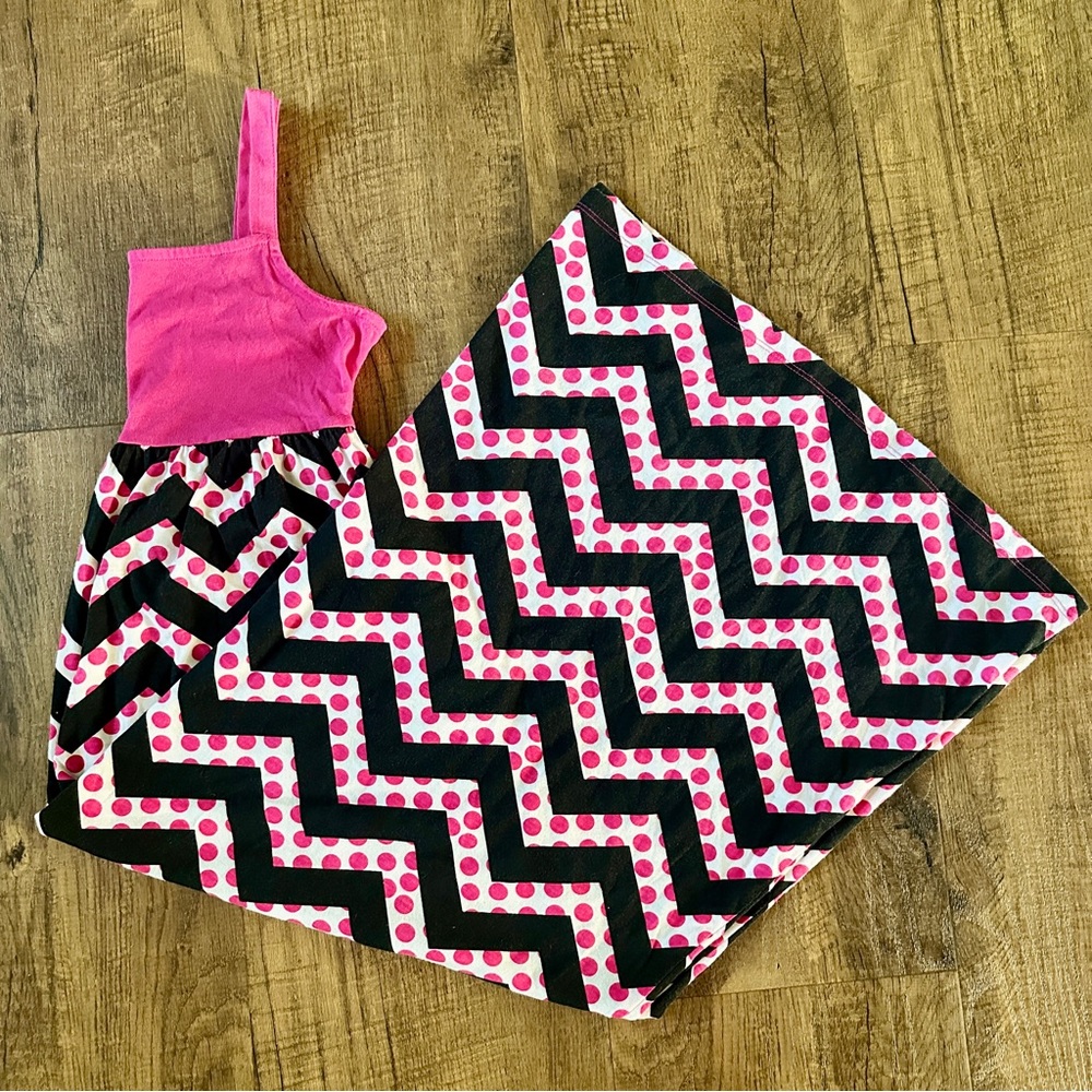 Pink and Black Chevron Maxi Dress Youth Girl’s size Medium J. Khaki kids